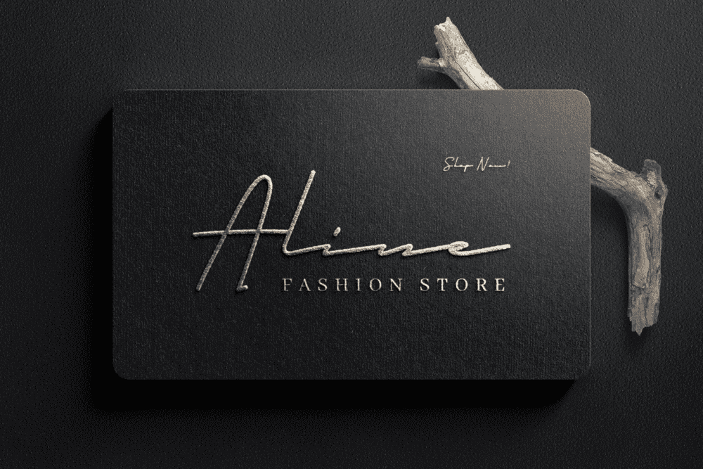 Qhueeny Signature Font 4