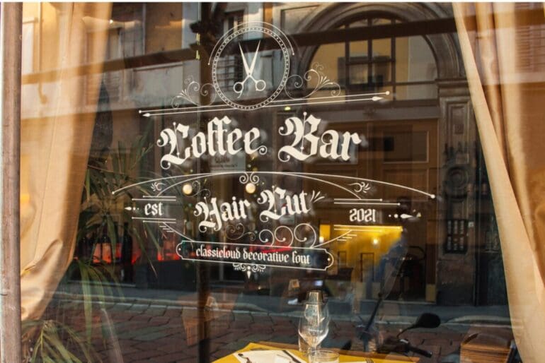 Classicloud Display Font 1