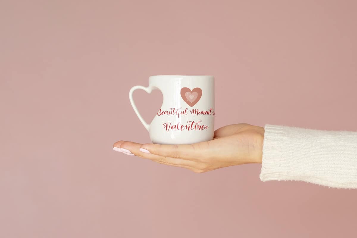 Art Valentine Font 3