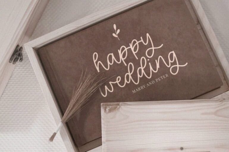 Kittendust Handwritten Font 1