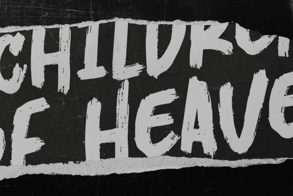 Crushky Brush Font 4