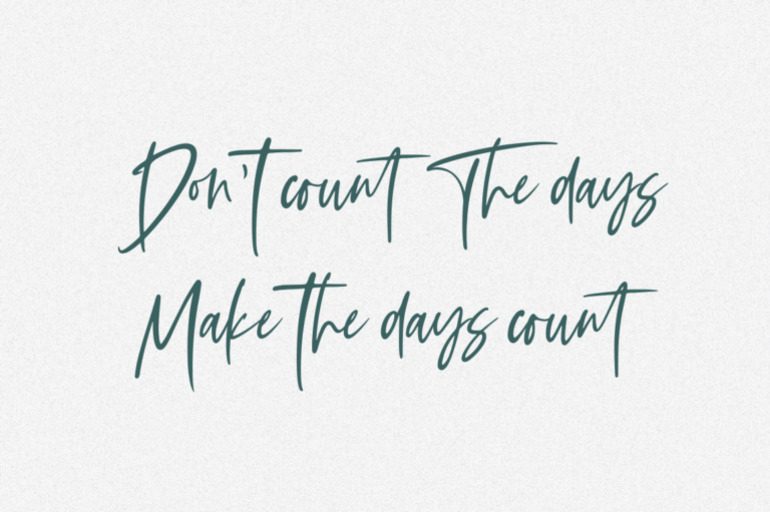 Tuesday Vibes Font 3