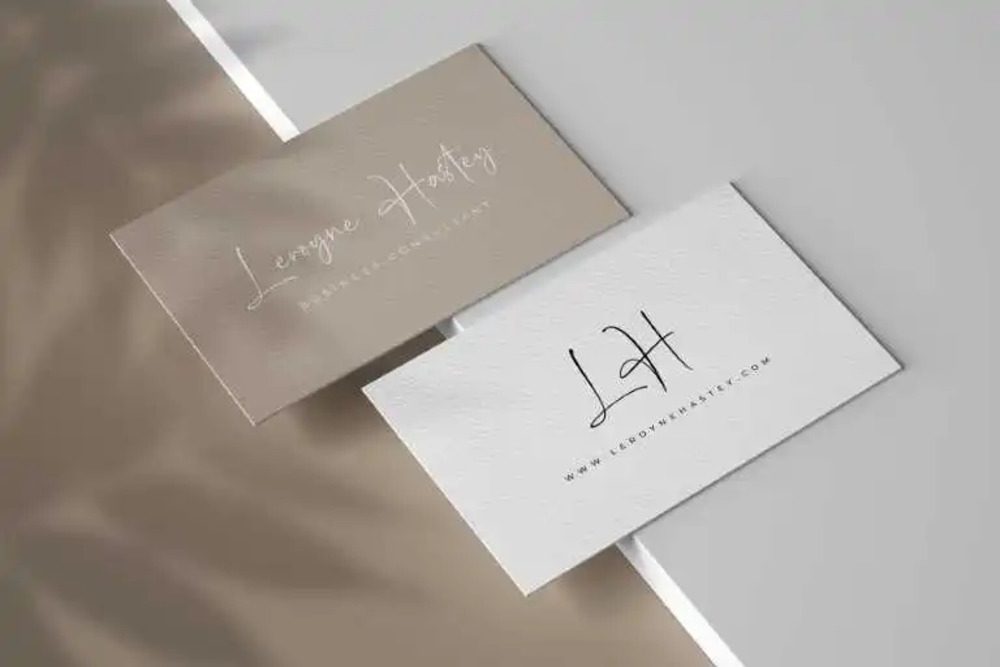 Mirallove Restimond Font 4